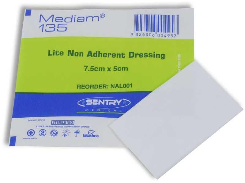 Mediam 135 Lite Non Adherent Dressing 7.5Cmx5Cm 100pcs