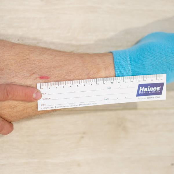 Disposable Paper Wound Ruler. Box of 1000 18cm White Box/1000